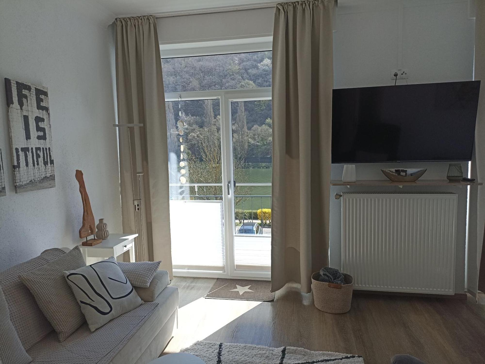 Haus Mosel Apartment คล็อตเทน ภายนอก รูปภาพ