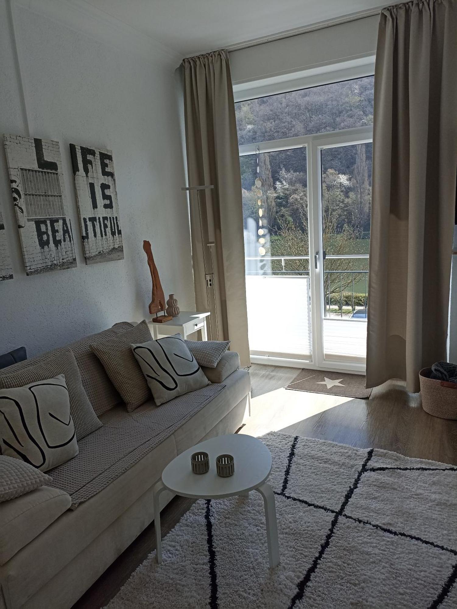 Haus Mosel Apartment คล็อตเทน ภายนอก รูปภาพ