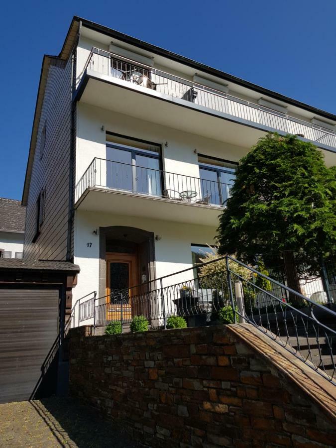 Haus Mosel Apartment คล็อตเทน ภายนอก รูปภาพ